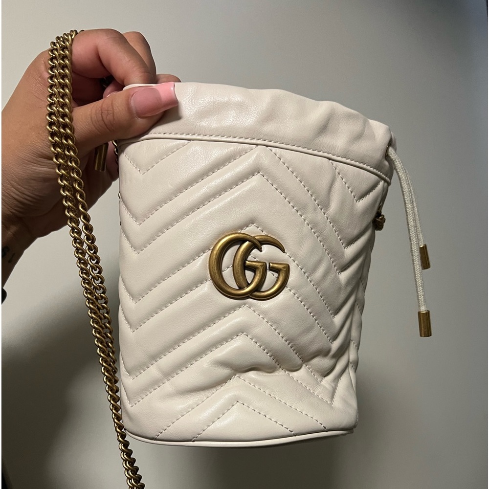 GUCCI CrossBody Bucket Bag